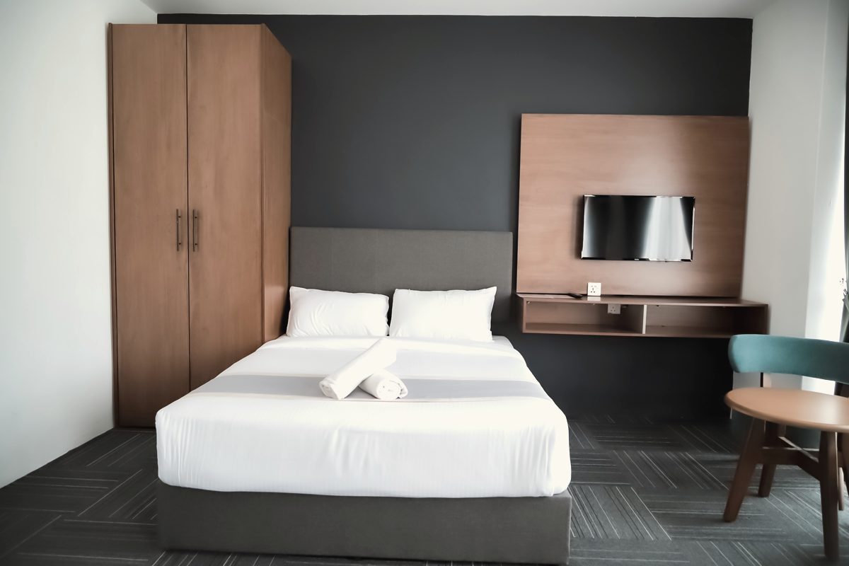 Executive Family Room with wardrobe, TV panel and seating
